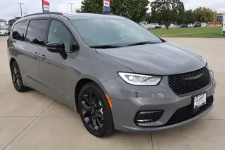 Chrysler Pacifica 2025 Limited 4dr Mini-Van