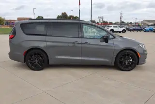 Chrysler Pacifica 2025 Limited 4dr Mini-Van