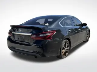 Nissan Altima 2017 2.5 SR 4dr Sedán