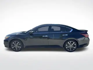 Nissan Altima 2017 2.5 SR 4dr Sedán