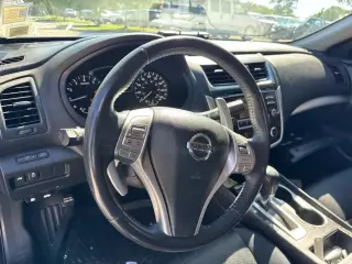 Nissan Altima 2017 2.5 SR 4dr Sedán