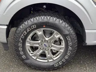 Ford F-150 2021 4x4 Lariat 4dr SuperCrew 5.5 ft. SB