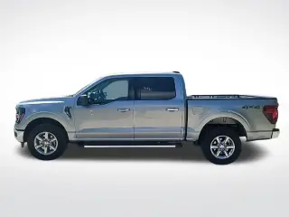 Ford F-150 2025 4x4 XLT 4 puertas SuperCrew 5.5 pies SB