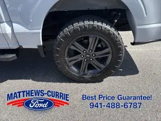 Ford F-150 2023 4x4 Lariat 4dr SuperCrew 5.5 ft. SB