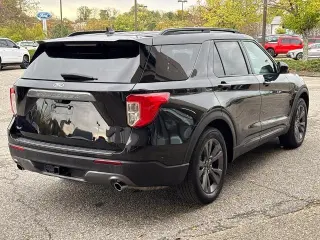 Ford Explorer 2023 XLT SUV de 4 puertas