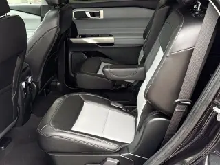 Ford Explorer 2023 XLT SUV de 4 puertas