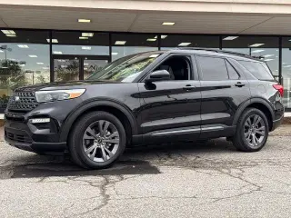 Ford Explorer 2023 XLT SUV de 4 puertas