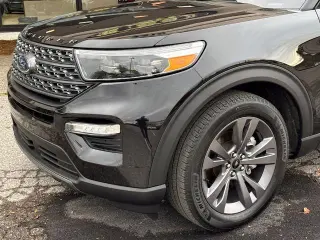 Ford Explorer 2023 XLT SUV de 4 puertas