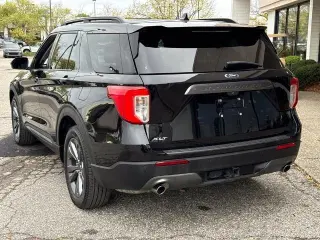 Ford Explorer 2023 XLT SUV de 4 puertas
