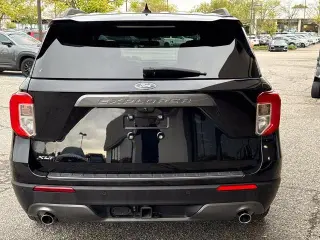 Ford Explorer 2023 XLT SUV de 4 puertas