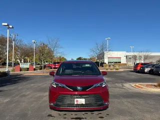2023 Toyota Sienna