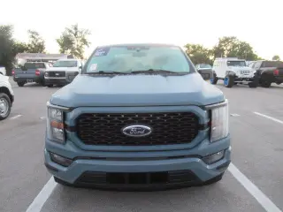 Ford F-150 2023 4x2 XL 4dr SuperCrew 5.5 ft. SB