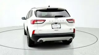 Ford Escape Híbrido Enchufable 2022 SEL SUV 4 puertas