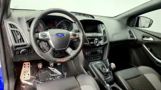 Ford Focus 2014 ST 4 puertas Hatchback