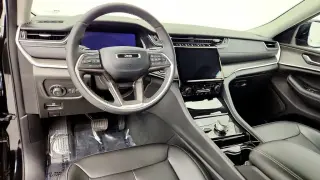 Jeep Grand Cherokee L 2023 4x4 Limited 4 puertas SUV