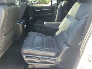 GMC Yukon XL 2022 4x4 Denali 4dr SUV