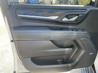 GMC Yukon XL 2022 4x4 Denali 4dr SUV