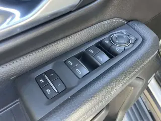 GMC Yukon XL 2022 4x4 Denali 4dr SUV