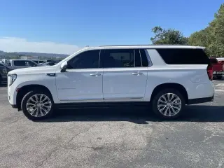 GMC Yukon XL 2022 4x4 Denali 4dr SUV