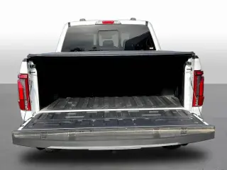 Ford F-150 2024 4x4 Lariat 4dr SuperCrew 5.5 ft. SB