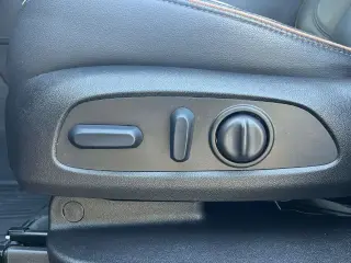 GMC Acadia 2023 4x4 AT4 4dr SUV