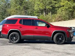 GMC Acadia 2023 4x4 AT4 4dr SUV