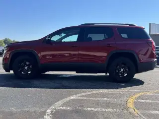 GMC Acadia 2023 4x4 AT4 4dr SUV