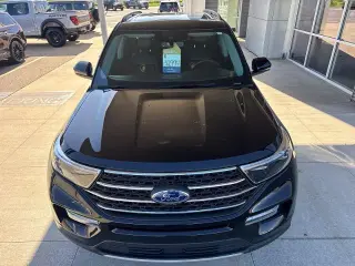 Ford Explorer 2023 AWD XLT 4dr SUV