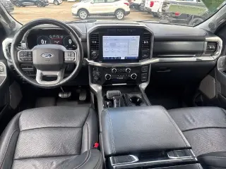 Ford F-150 2022 4x4 Lariat 4dr SuperCrew 6.5 ft. SB