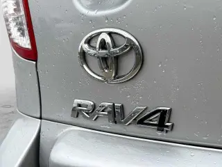 Toyota RAV4 2011 4x4 Base 4dr SUV