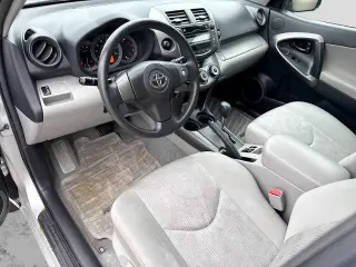 Toyota RAV4 2011 4x4 Base 4dr SUV