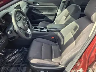 Nissan Altima 2024 2.5 SV 4dr Sedán