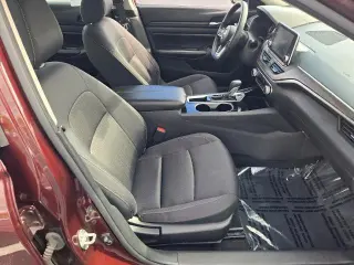 Nissan Altima 2024 2.5 SV 4dr Sedán