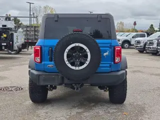 Ford Bronco 2023 4x4 Base Advanced 4dr SUV