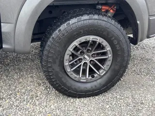 Ford F-150 2019 4x4 Raptor 4dr SuperCrew 5.5 ft. SB