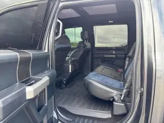 Ford F-150 2019 4x4 Raptor 4dr SuperCrew 5.5 ft. SB