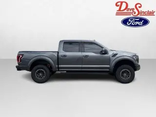 Ford F-150 2019 4x4 Raptor 4dr SuperCrew 5.5 ft. SB