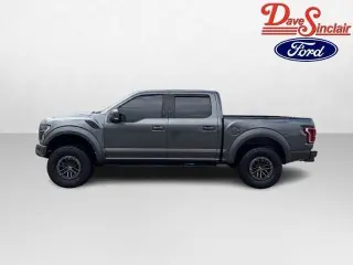 Ford F-150 2019 4x4 Raptor 4dr SuperCrew 5.5 ft. SB