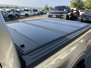 Ford F-150 2021 4x4 Platino 4dr SuperCrew 5.5 ft. SB