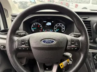 Ford Transit 2025 250 3dr SWB Techo Bajo Furgón de Carga