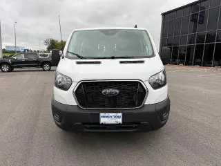 Ford Transit 2025 250 3dr SWB Techo Bajo Furgón de Carga