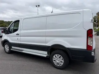 Ford Transit 2025 250 3dr SWB Techo Bajo Furgón de Carga
