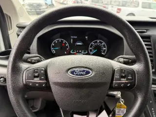 Ford Transit 2025 250 3dr SWB Techo Bajo Furgón de Carga