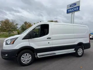 Ford Transit 2025 250 3dr SWB Techo Bajo Furgón de Carga