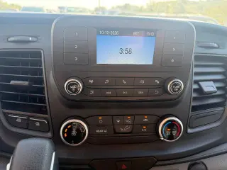 Ford Transit 2025 250 3dr SWB Techo Bajo Furgón de Carga