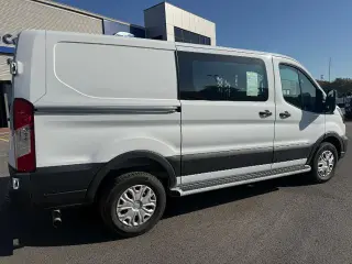 Ford Transit 2025 250 3dr SWB Techo Bajo Furgón de Carga