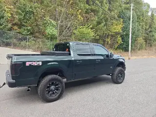 Ford F-150 2016 4x4 XLT 4dr SuperCrew 5.5 ft. SB
