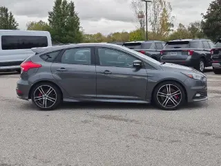 Ford Focus 2016 ST 4dr Hatchback