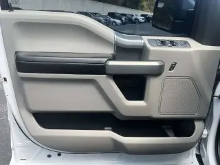 Ford F-150 2017 4x4 XLT 4dr SuperCrew 5.5 ft. SB