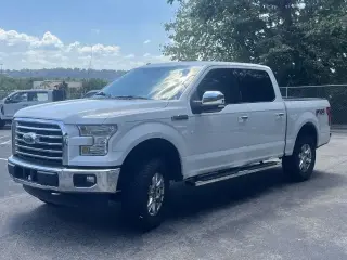 Ford F-150 2017 4x4 XLT 4dr SuperCrew 5.5 ft. SB